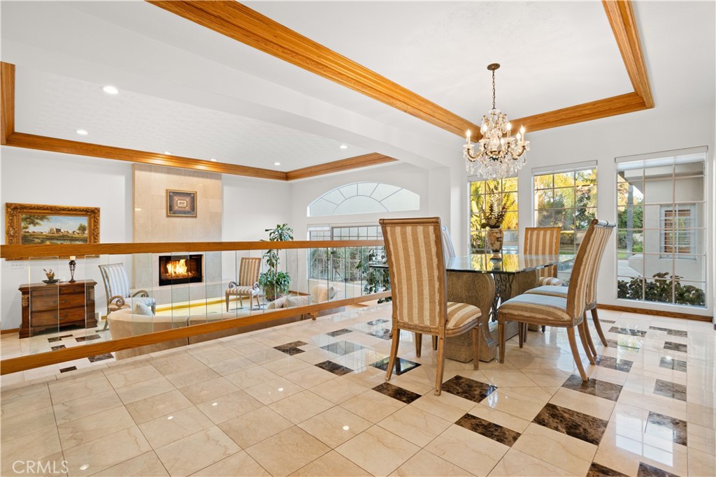 840 Peninsula Avenue