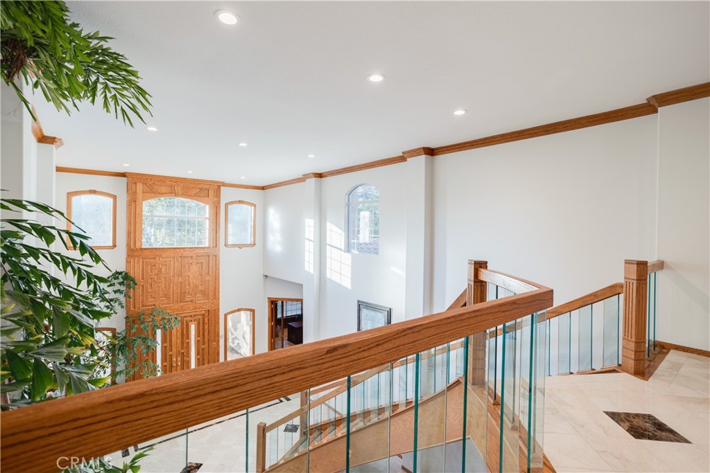 840 Peninsula Avenue