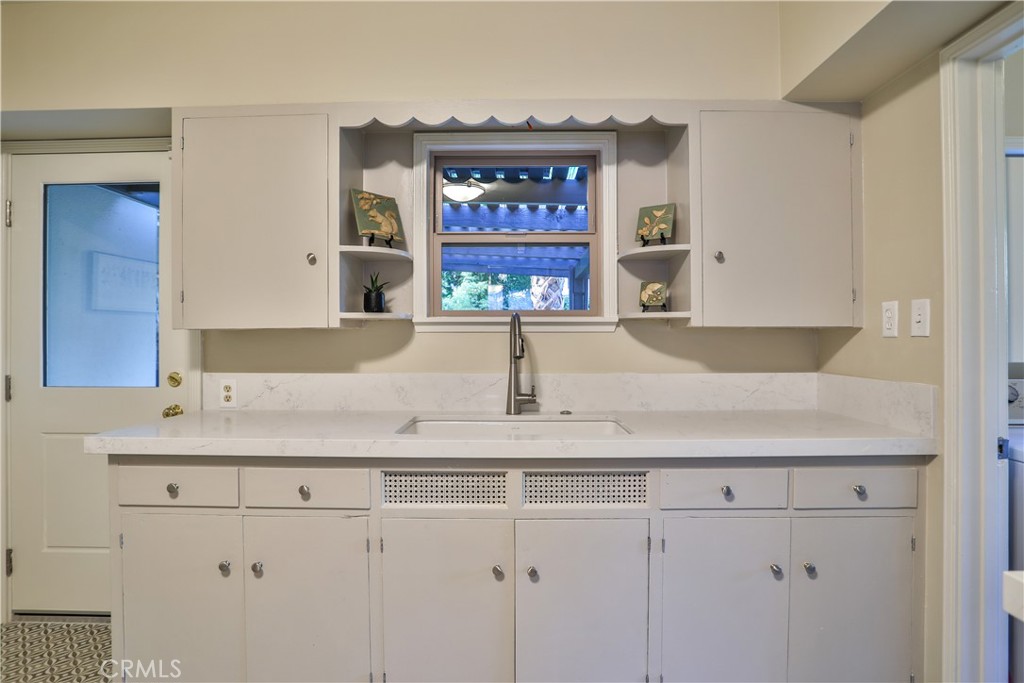 481 University Circle