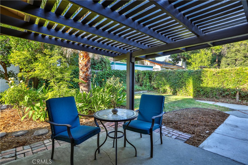 481 University Circle