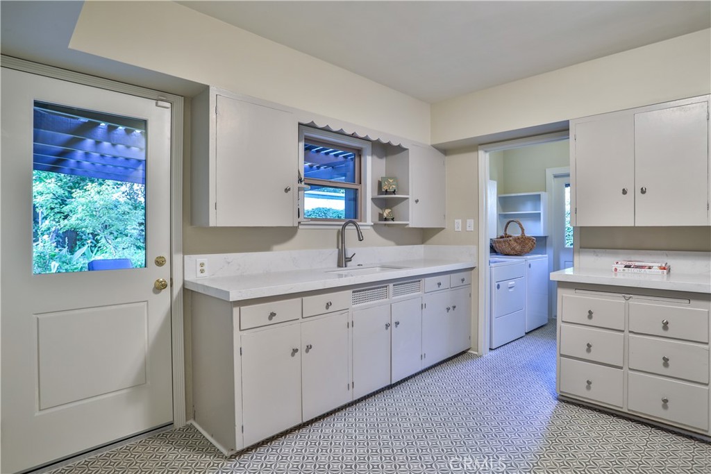 481 University Circle