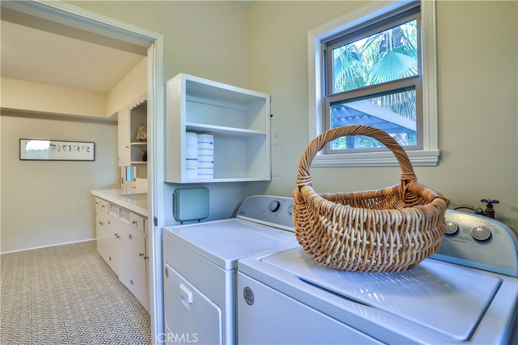 481 University Circle