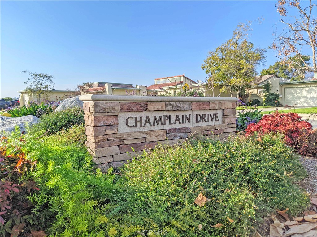 450 Champlain Drive
