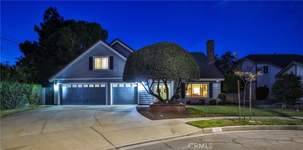 105 E Blue Mountain Way
