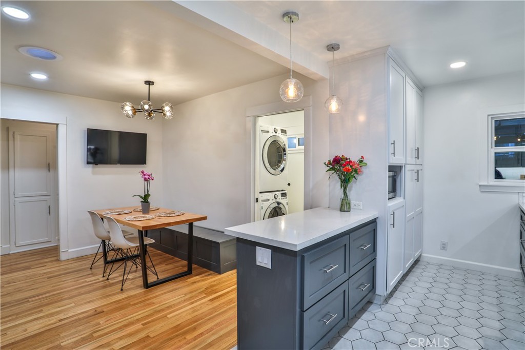 139 E Villanova Drive