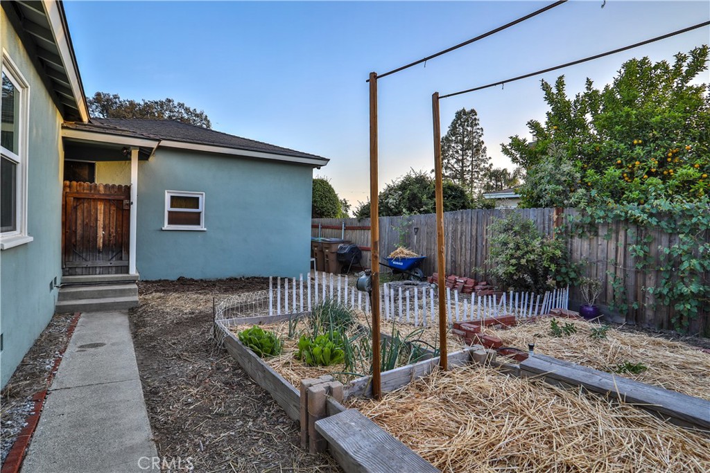 139 E Villanova Drive