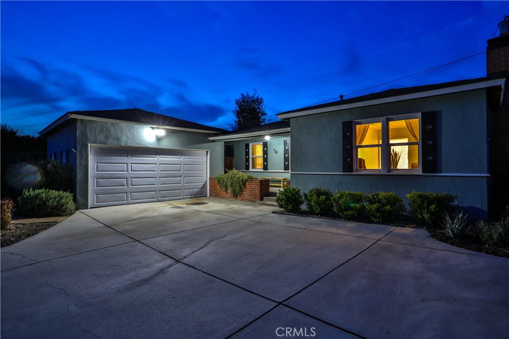 139 E Villanova Drive