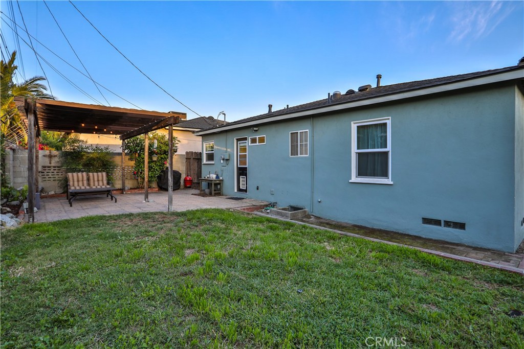 139 E Villanova Drive