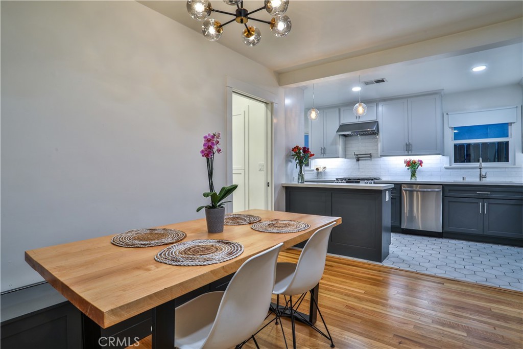 139 E Villanova Drive