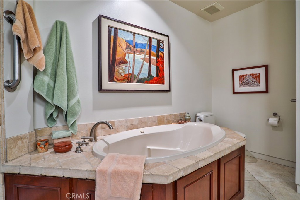 868 Guanajuato Drive