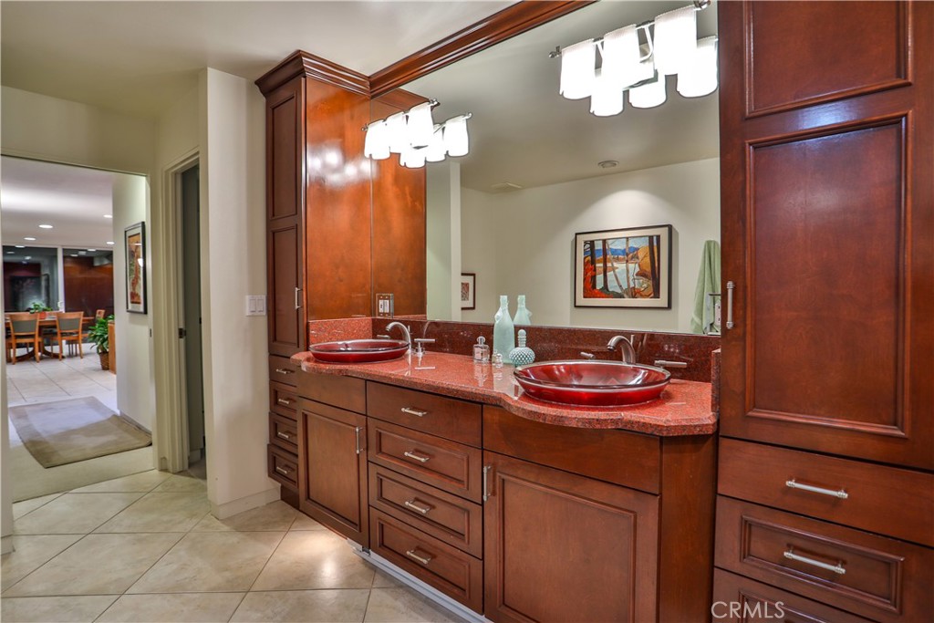 868 Guanajuato Drive