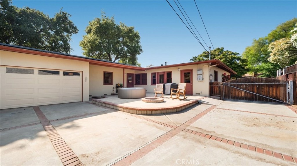 750 W 8th Street