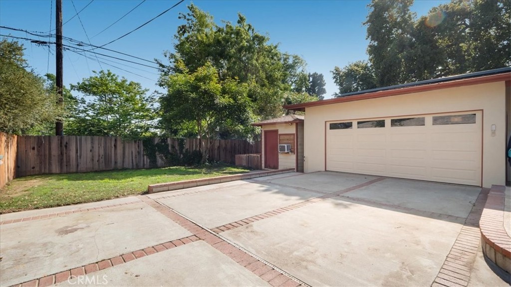 750 W 8th Street