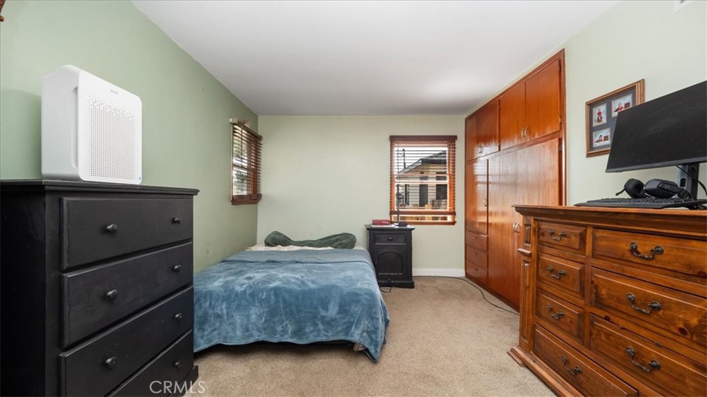 750 W 8th Street