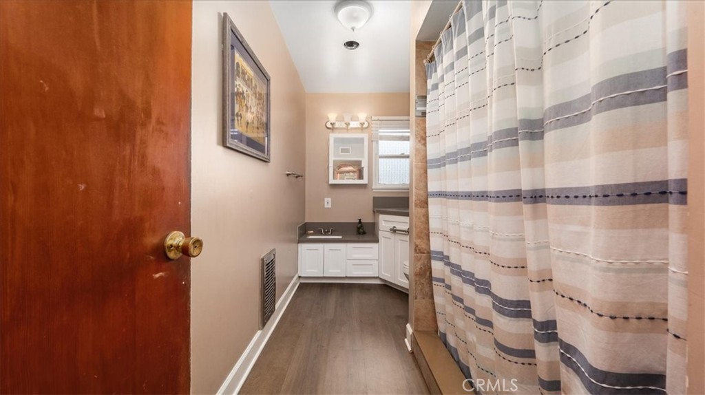 750 W 8th Street