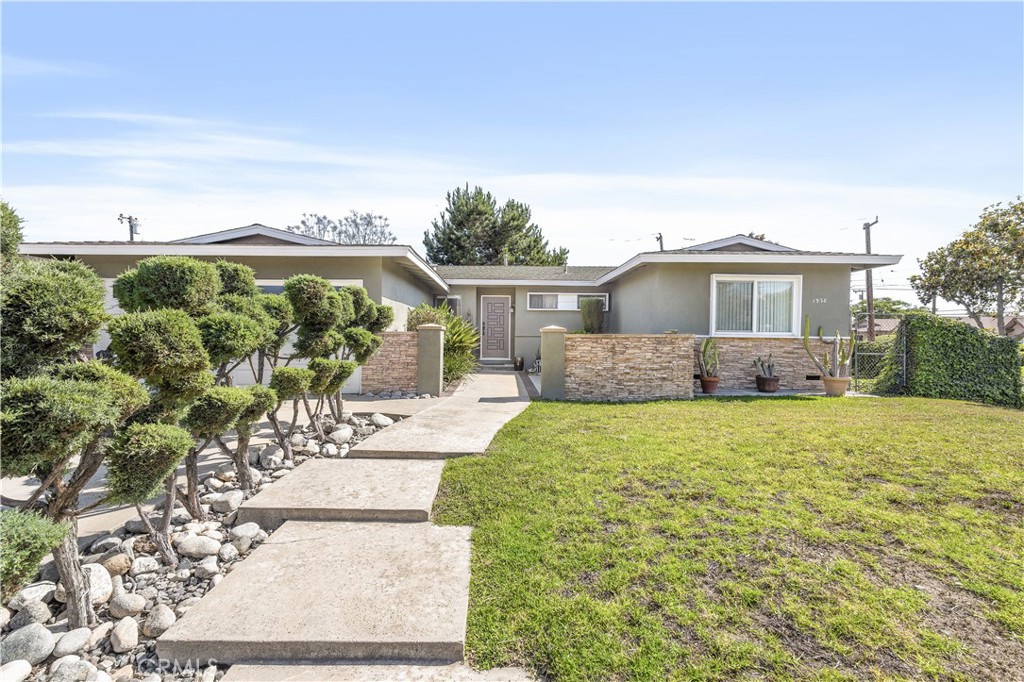 1938 Craig Way