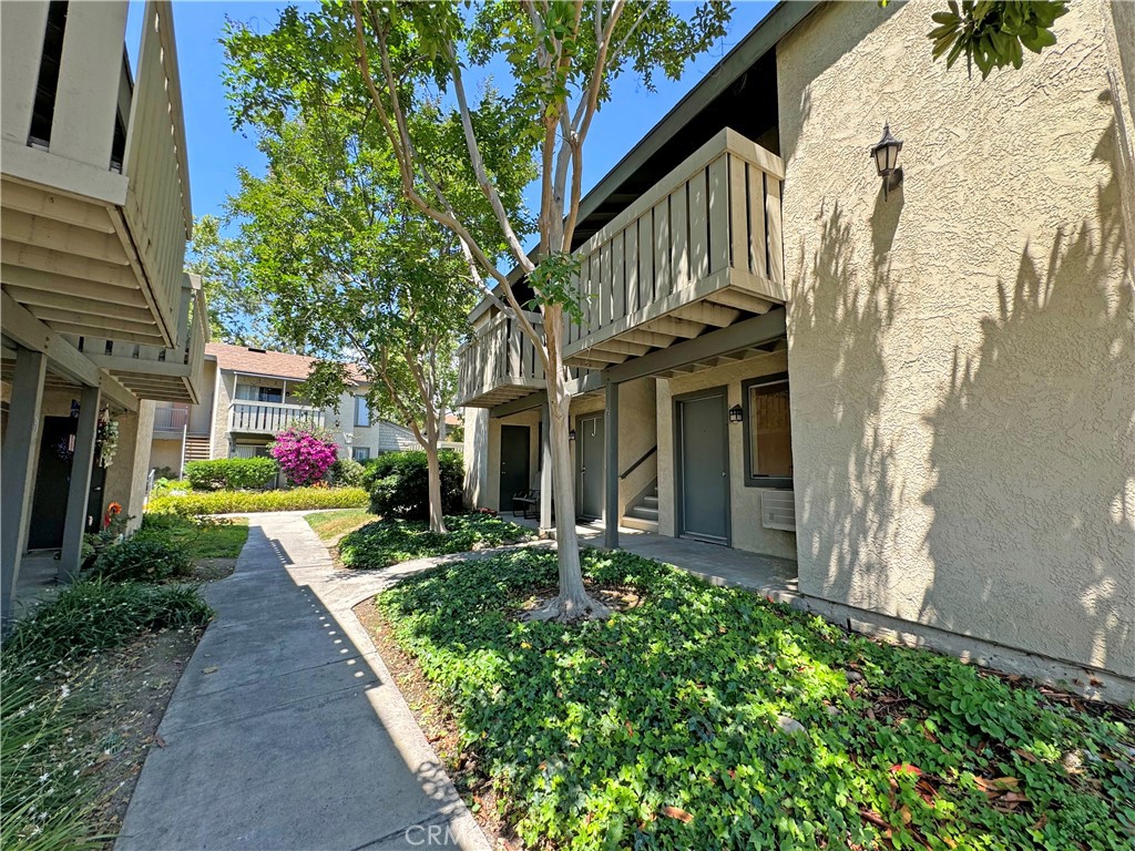 960 E Bonita Avenue 94