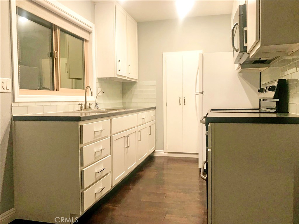 960 E Bonita Avenue 94