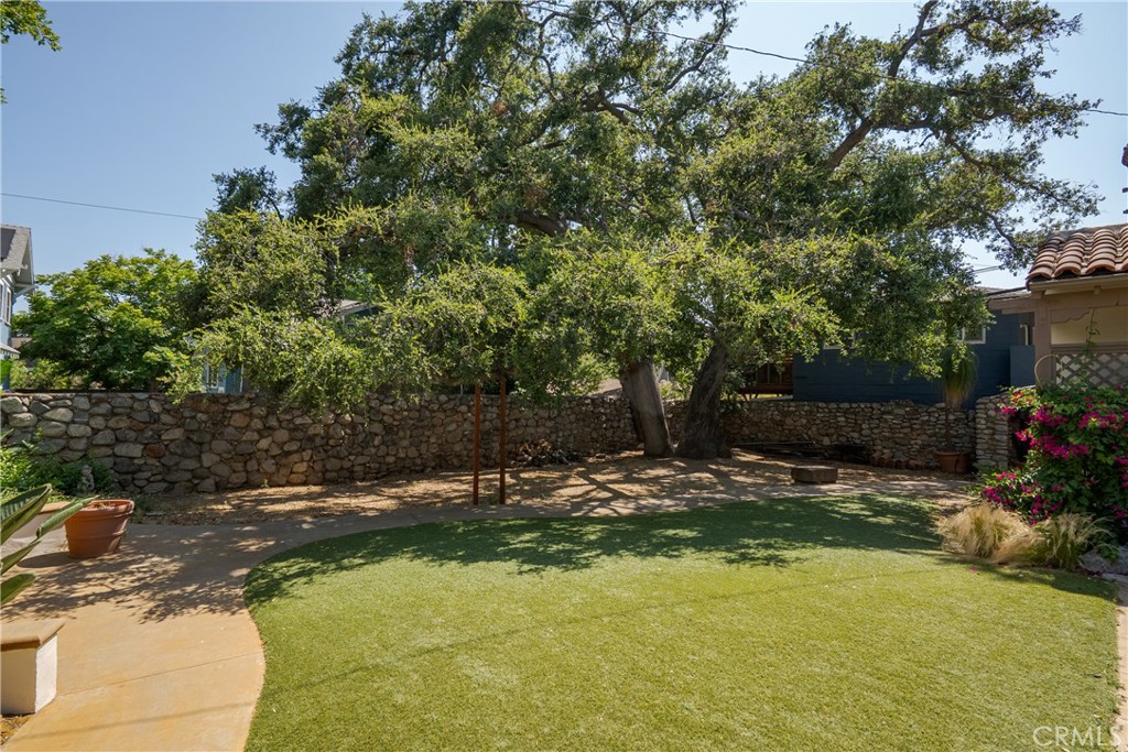 1111 N Indian Hill Boulevard