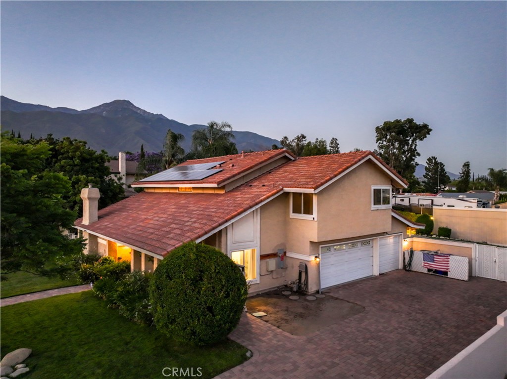 6073 Cameo Street
