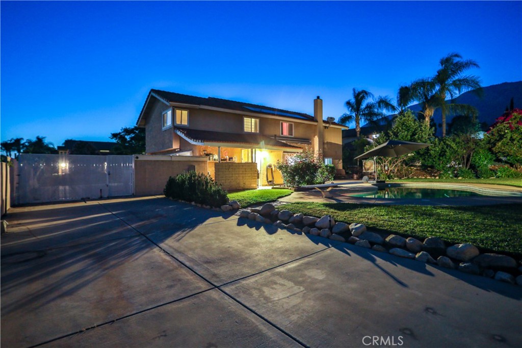 6073 Cameo Street