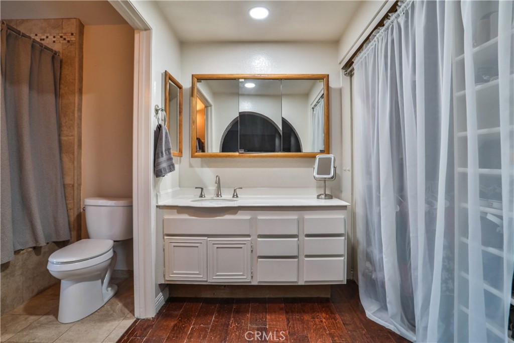 6073 Cameo Street