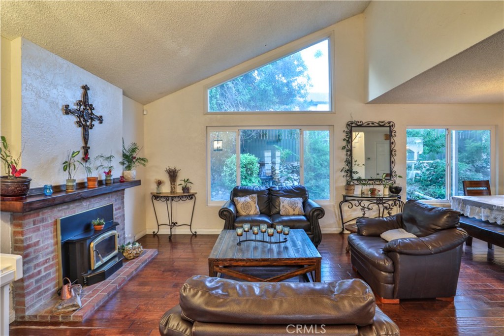 6073 Cameo Street