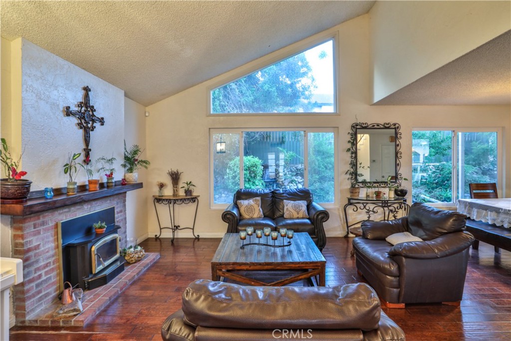 6073 Cameo Street
