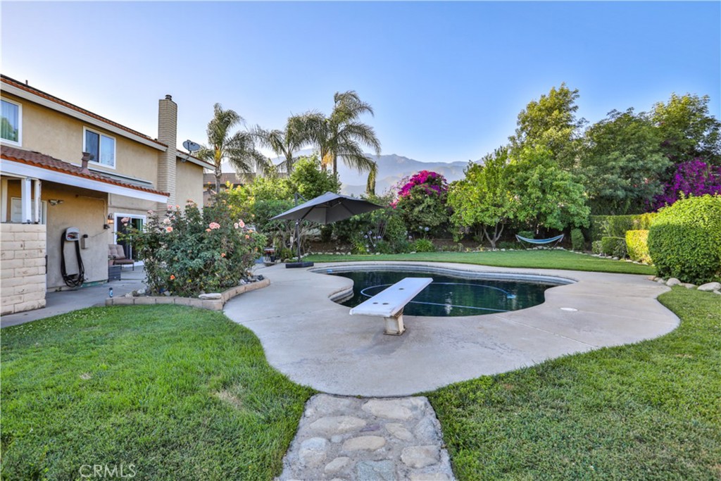 6073 Cameo Street