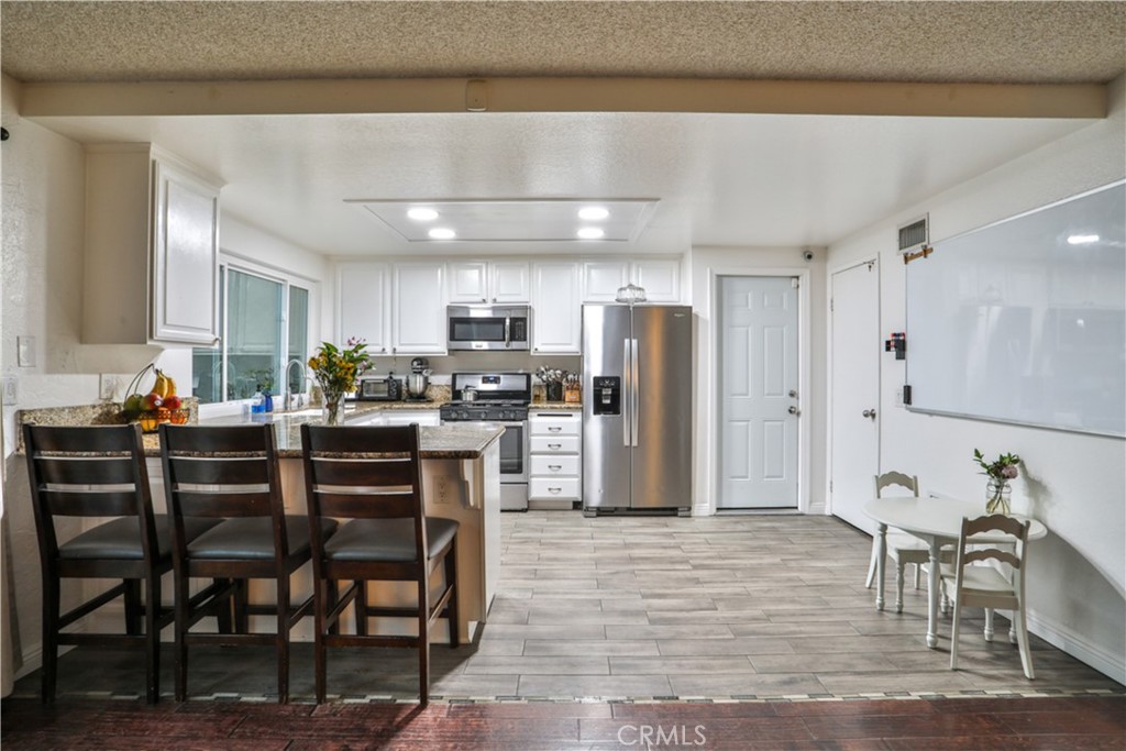 6073 Cameo Street