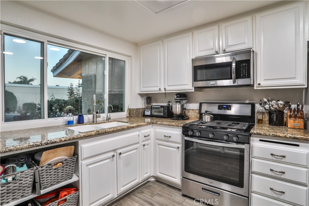 6073 Cameo Street