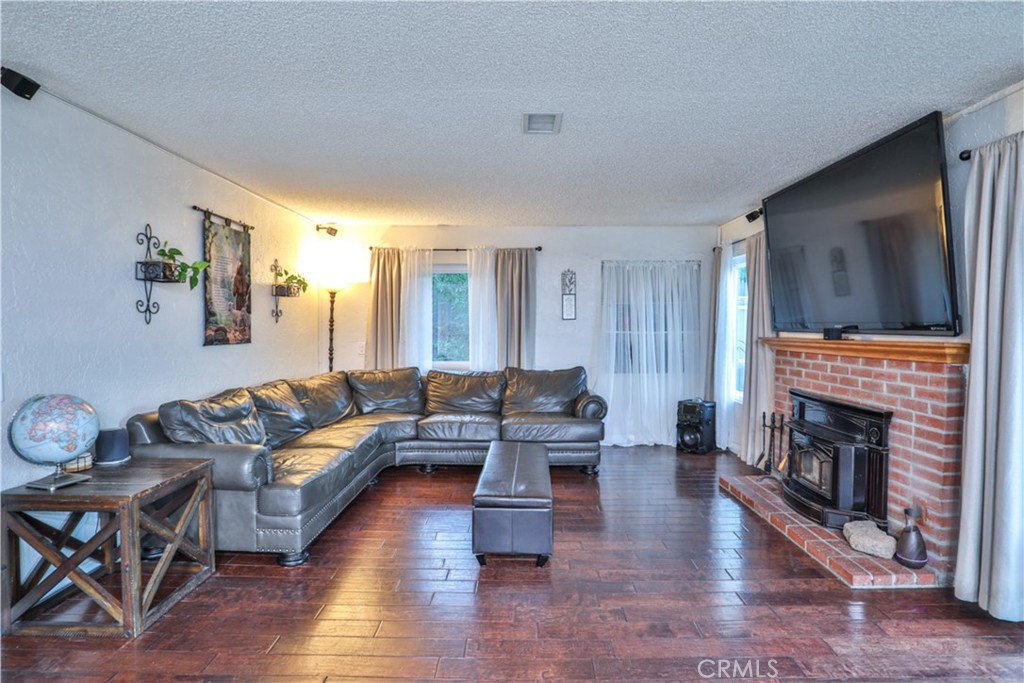 6073 Cameo Street