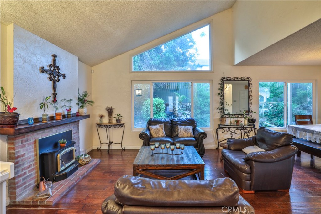 6073 Cameo Street