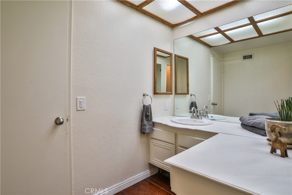 6073 Cameo Street