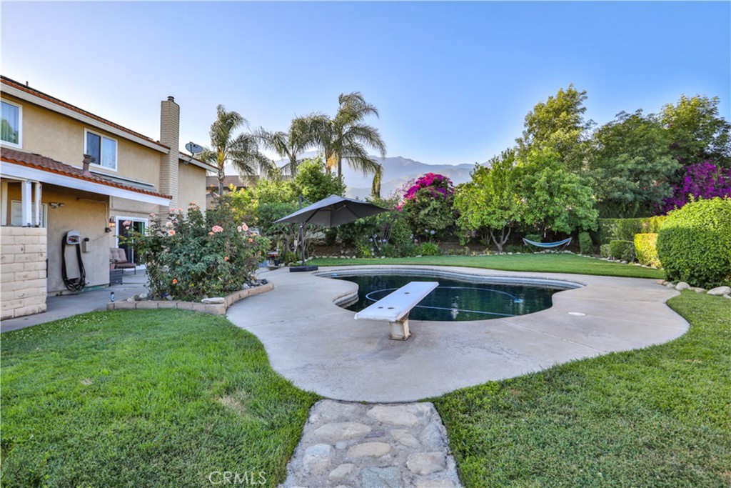 6073 Cameo Street