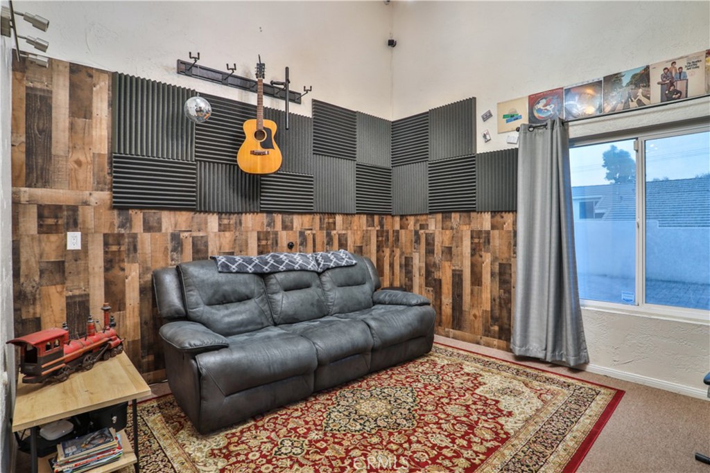 6073 Cameo Street
