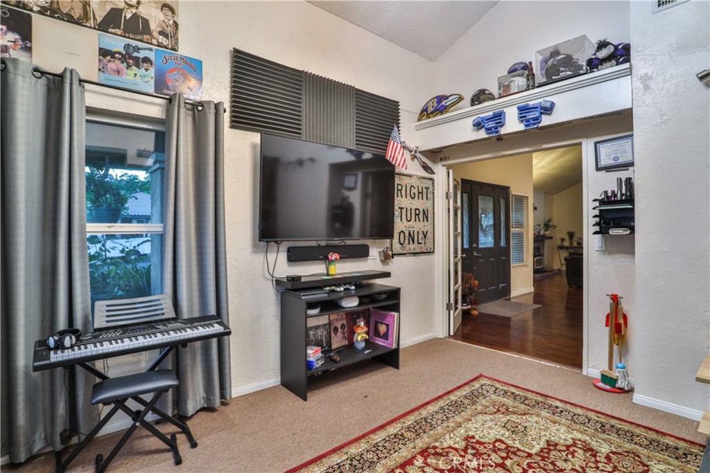 6073 Cameo Street