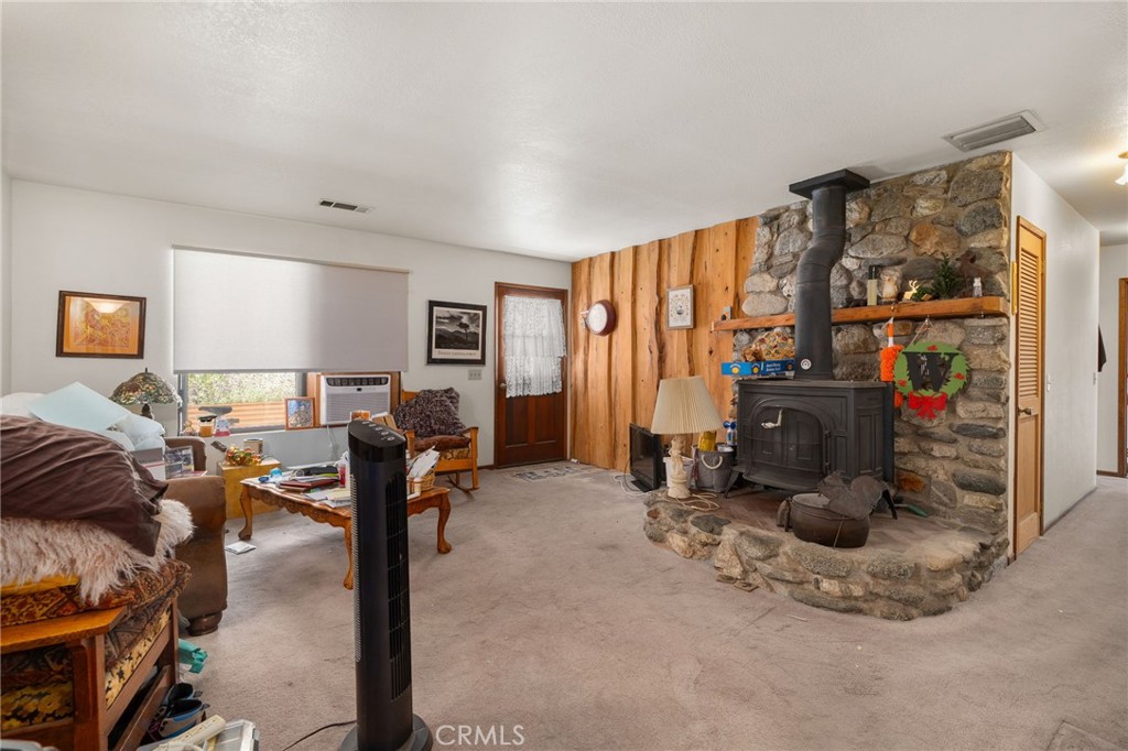 501 S Mountain Avenue