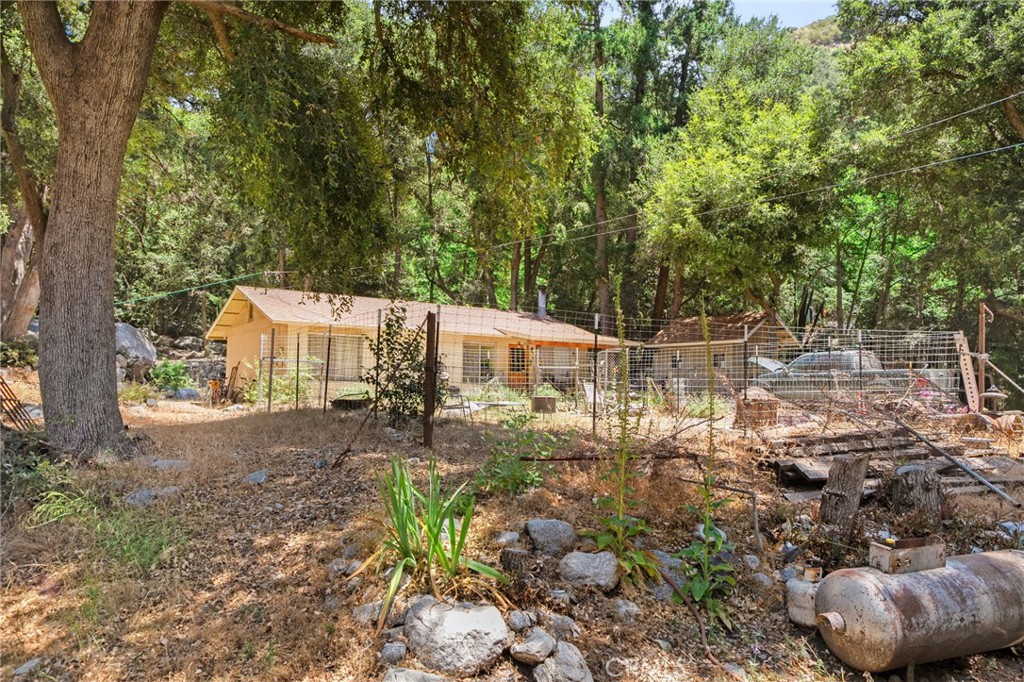 501 S Mountain Avenue