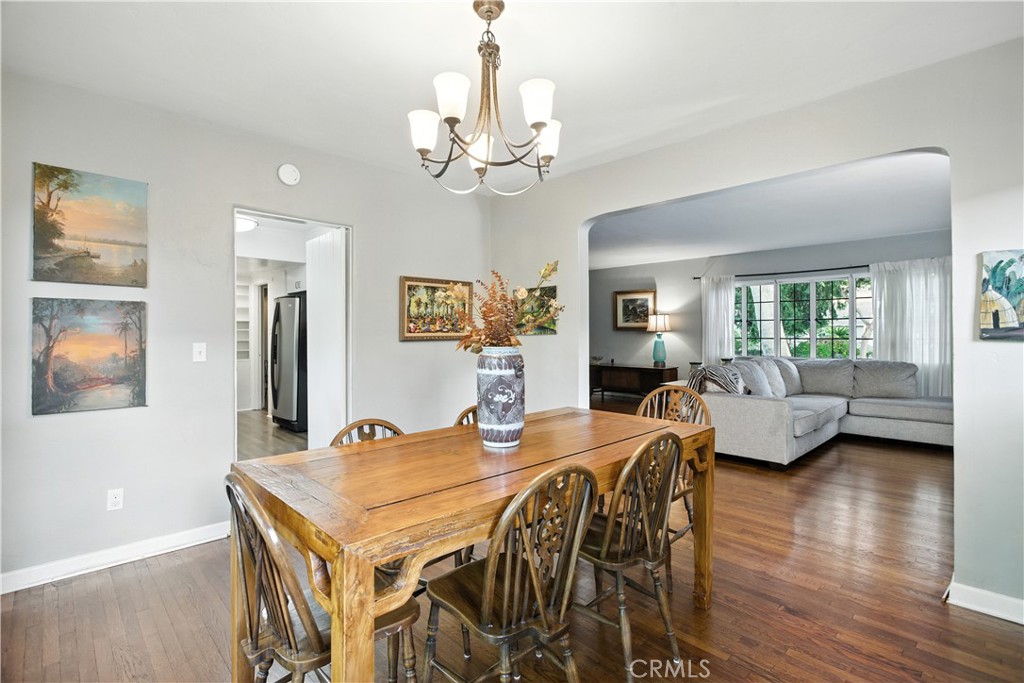 425 W 10th Street