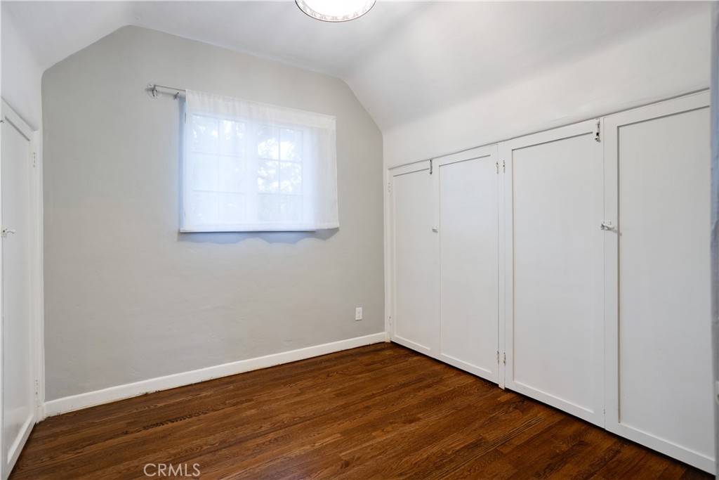 425 W 10th Street