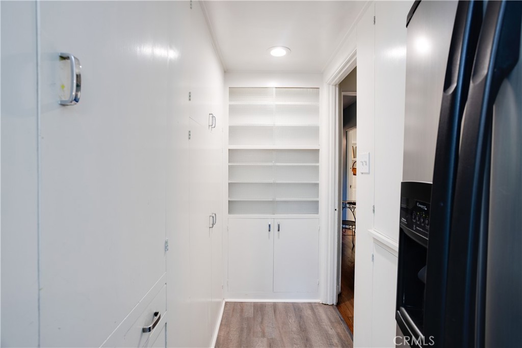 425 W 10th Street
