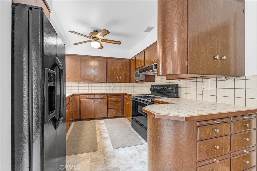 515 W Eleventh Street