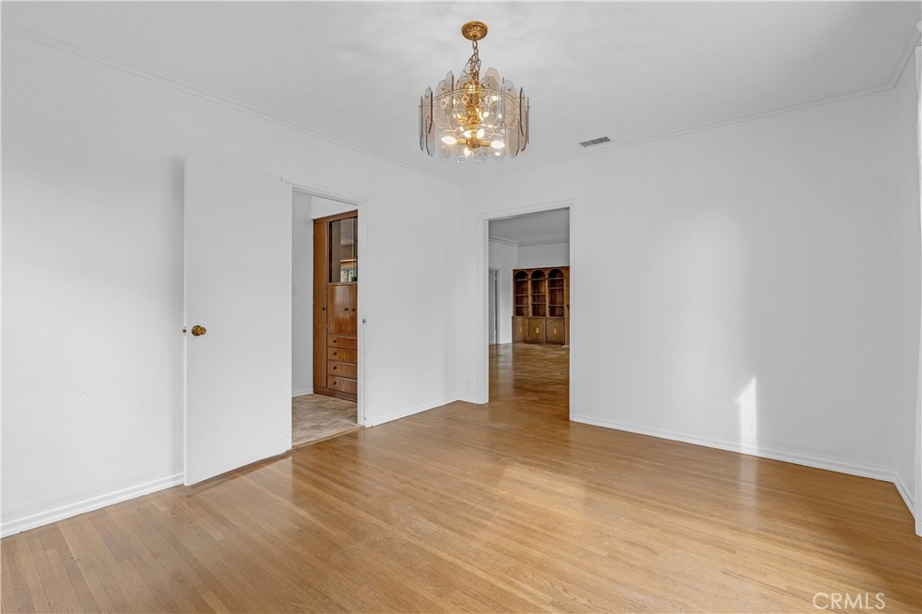 515 W Eleventh Street