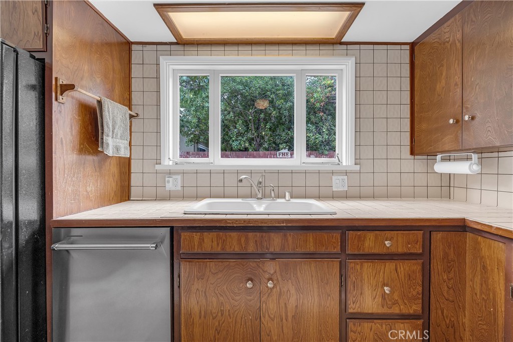 515 W Eleventh Street