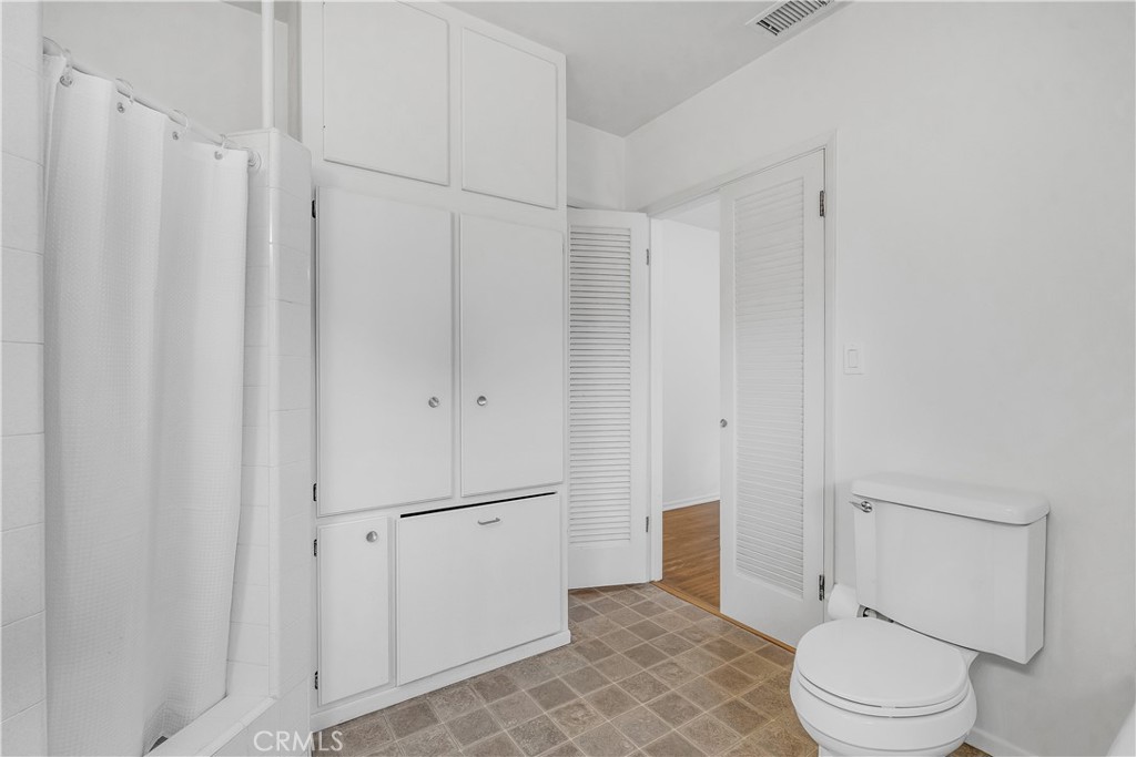 515 W Eleventh Street