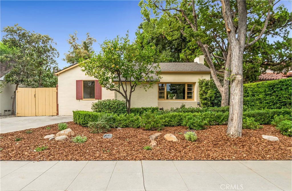 515 W Eleventh Street