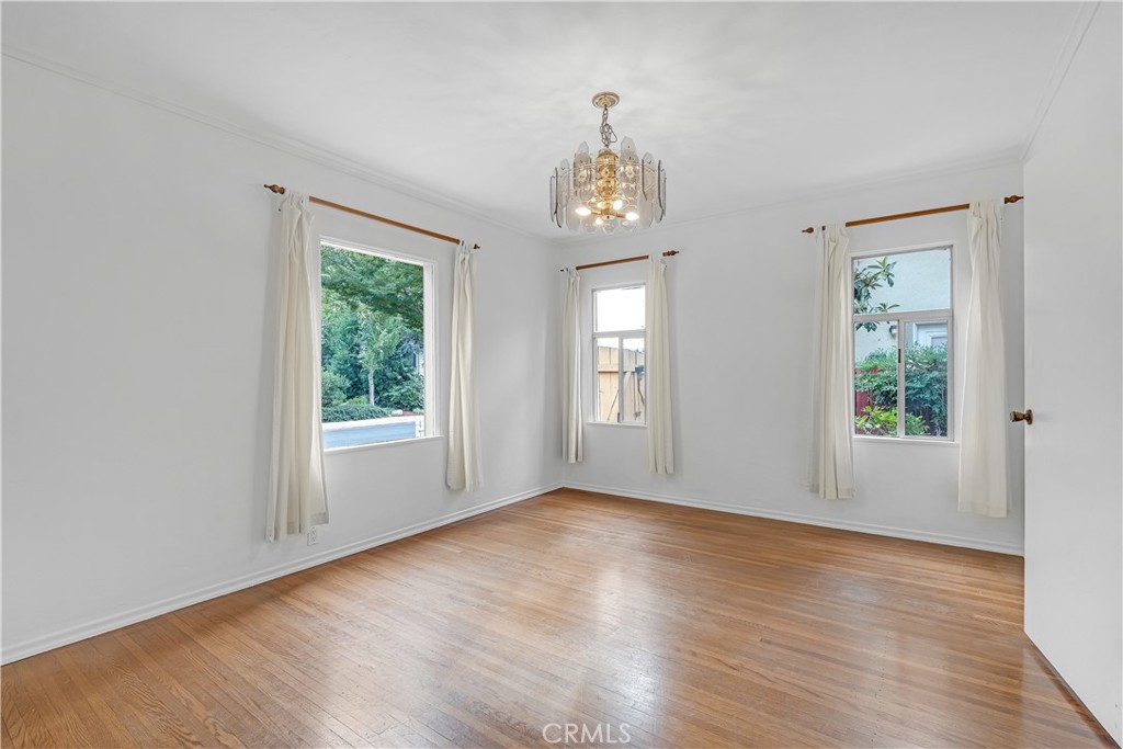 515 W Eleventh Street