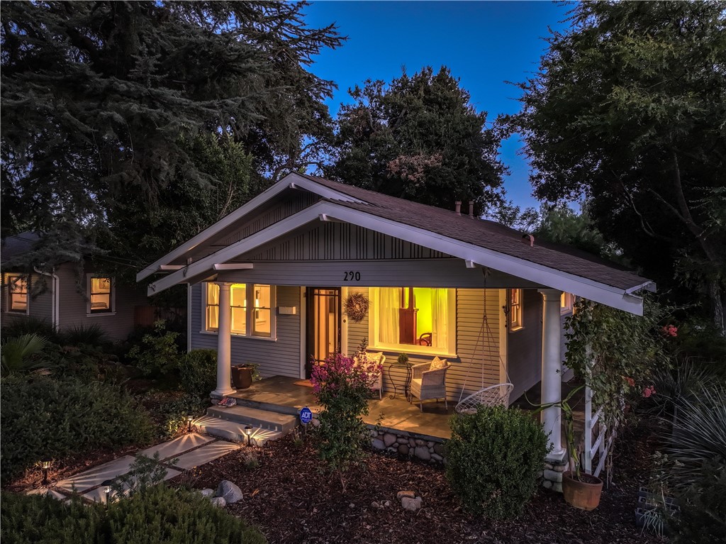290 W 12th Street