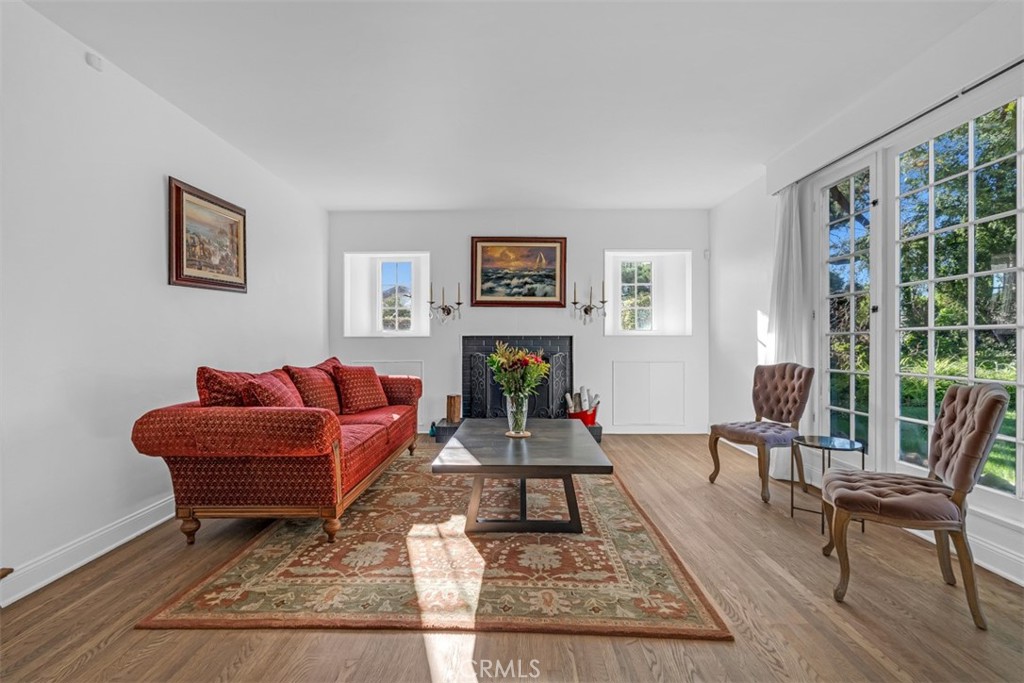 300 E Baseline Road